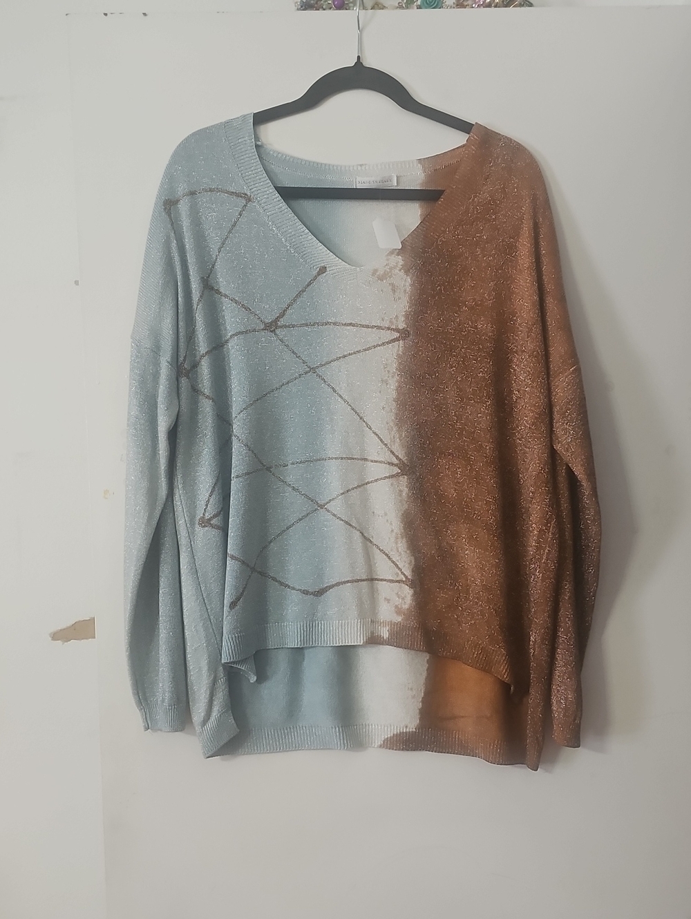 Women's V-Neck Metallic Colorblock Sweater - Blue & Brown